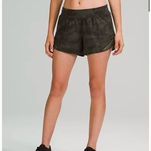 Hotty Hot Low-Rise Lined Short 4”-size 6